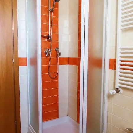 Spacious, Free Private Parking, 2 Bedrooms 2 Bathrooms - Comfortable And Bright In With Private Parking Garage - Just Few Minutes Walking From Historic Center *