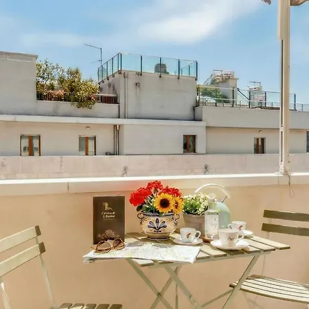 5&5 - Spacious, Bright, With Free Private Parking Apartamento *