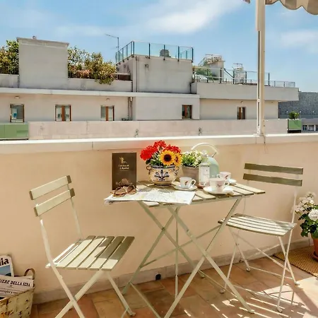 Apartamento 5&5 - Spacious, Bright, With Free Private Parking