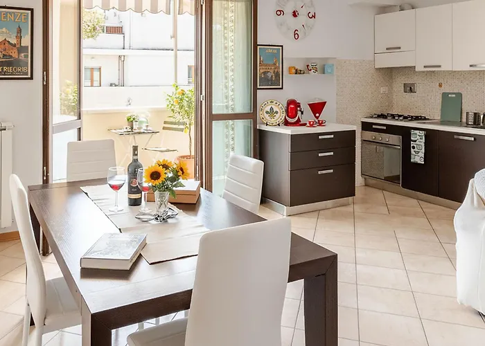 5&5 - Spacious, Bright, With Free Private Parking Apartamento