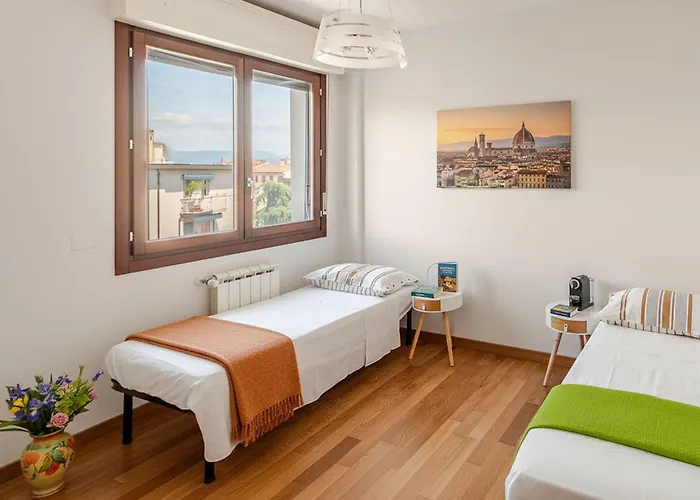5&5 - Spacious, Bright, With Free Private Parking Apartamento Florencia